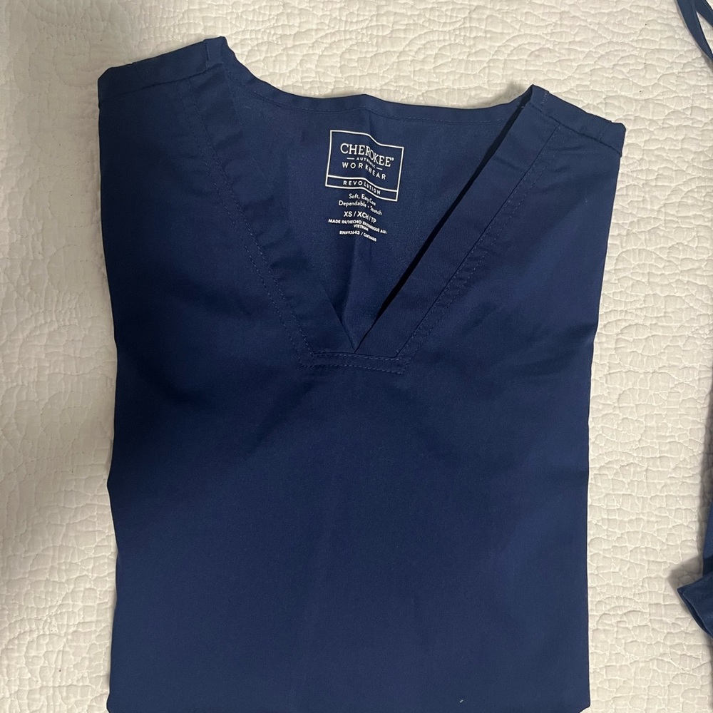 Cherokee Women's Navy Scrubs - Picture 7 of 8